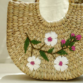 Beige Handcrafted Natural Water Reed Embroidered Hand Bag