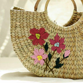 Beige Handcrafted Natural Water Reed Embroidered Hand Bag