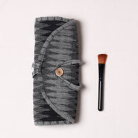 Brush Wrap Pouch