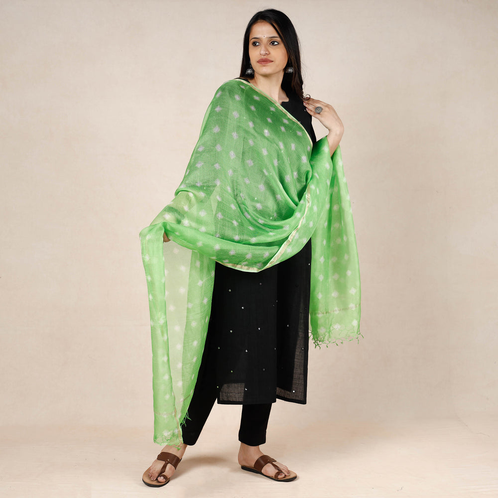 bandhani dupatta