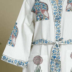 Buy Sanganeri Block Printed Waffle Weave Handwoven Bath Robe Online at iTokri.com
