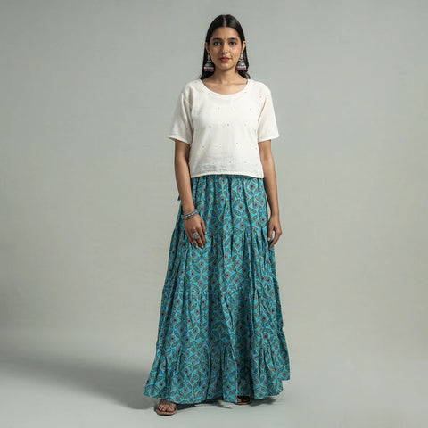 Skirts with stories: traditional prints on modern