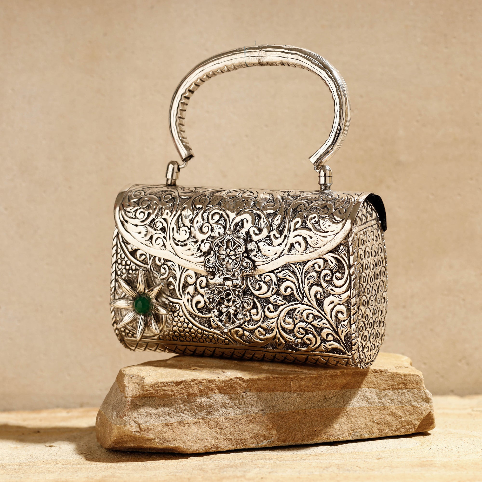 Wholesaler of 925 pure silver ladies purse with handle in fine nakashii  po-164-03 | Jewelxy - 140299