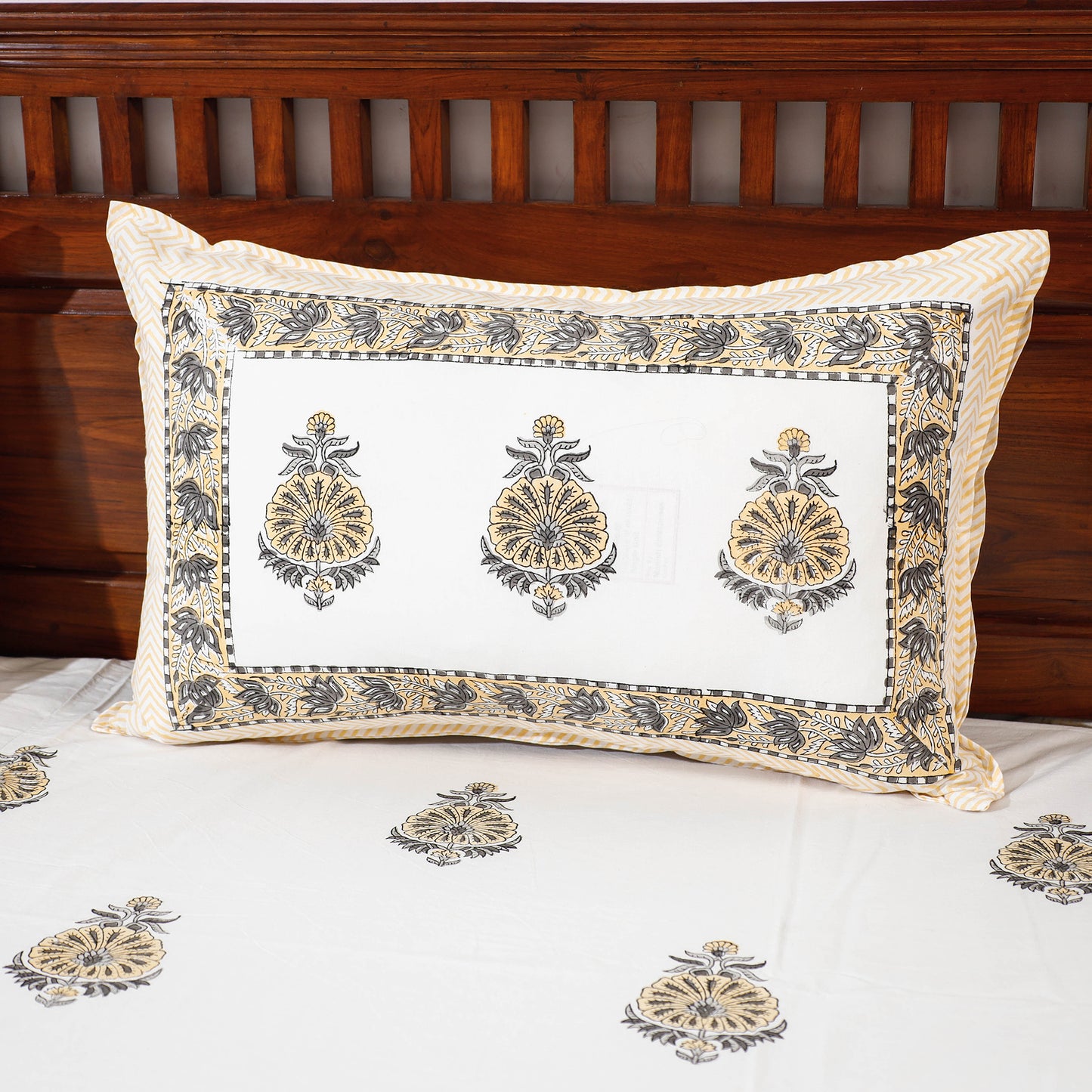 sanganeri double bed cover set