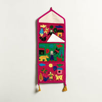 applique wall hanging