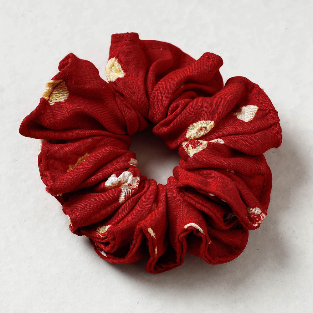 Rubber Band Scrunchie