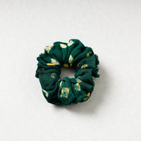 Rubber Band Scrunchie