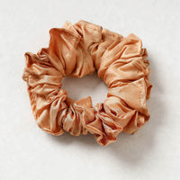 Rubber Band Scrunchie