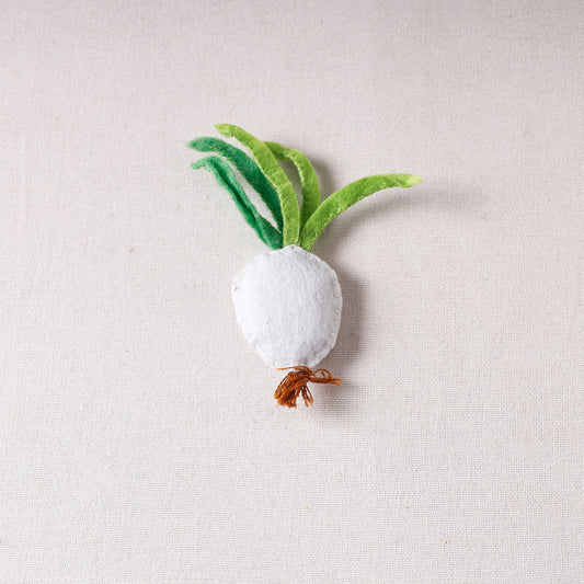White Onion - Handmade Felt Magnet