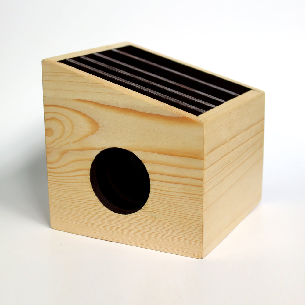 wooden pen stand 