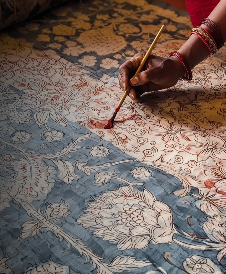 <p>Kalamkari<br/><strong>Drawn entirely by hand<br/>Natural inks<br/>No repeats</strong></p>