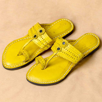 Green - Women Spectrum Splendor: Classic Kolhapuri Leather Slippers