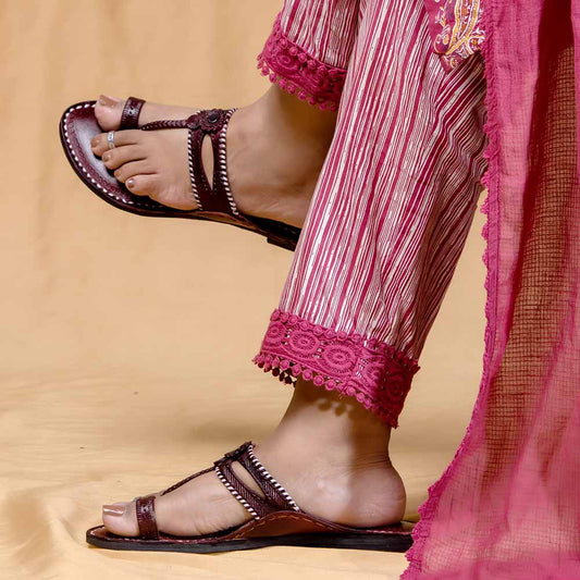 Bordo - Women Radiant Steps: Classic Kolhapuri Leather Slippers
