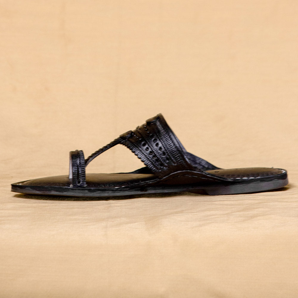 Black - Women Striding in Style: Classic Kolhapuri Leather Slippers