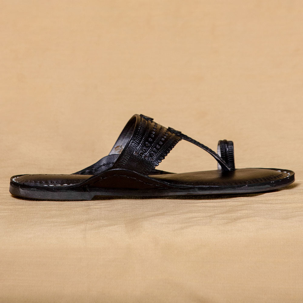 Black - Women Striding in Style: Classic Kolhapuri Leather Slippers