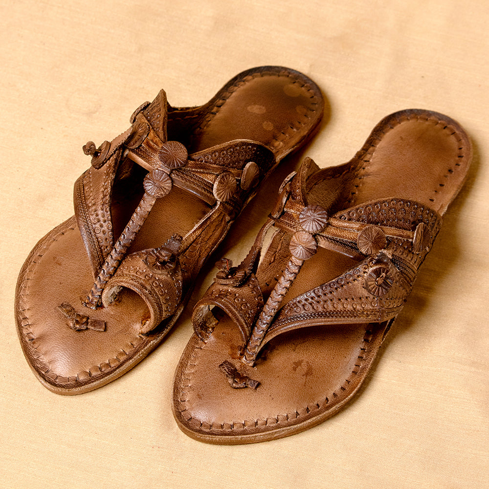 kolhapuri leather slippers