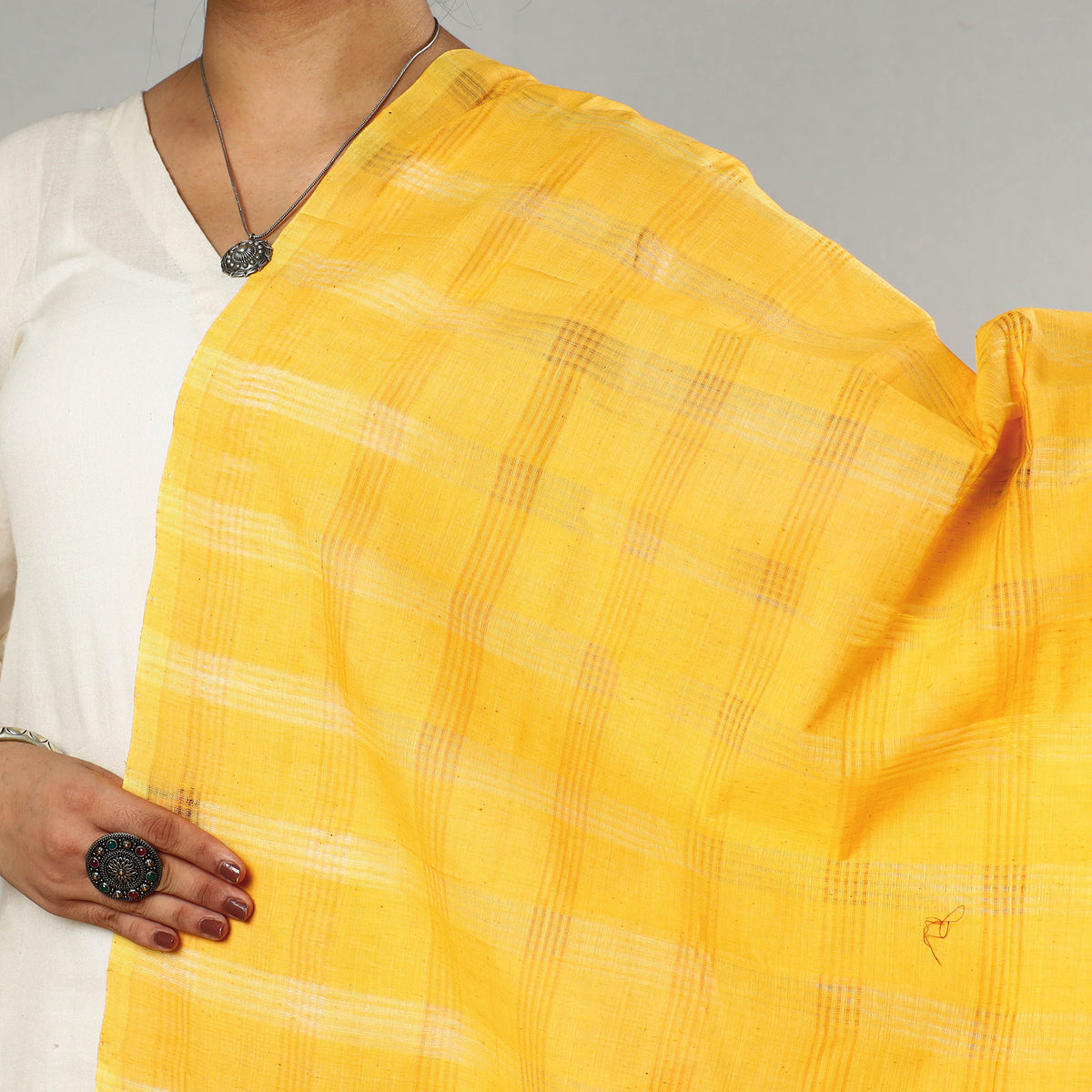 Mangalagiri Handloom Missing Checks Cotton Dupatta