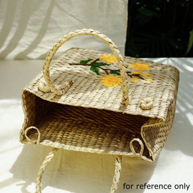 Beige Handcrafted Natural Water Reed Embroidered Shopping Bag