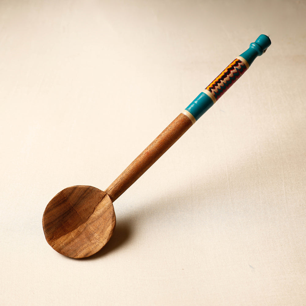 lacquered wooden spoon 