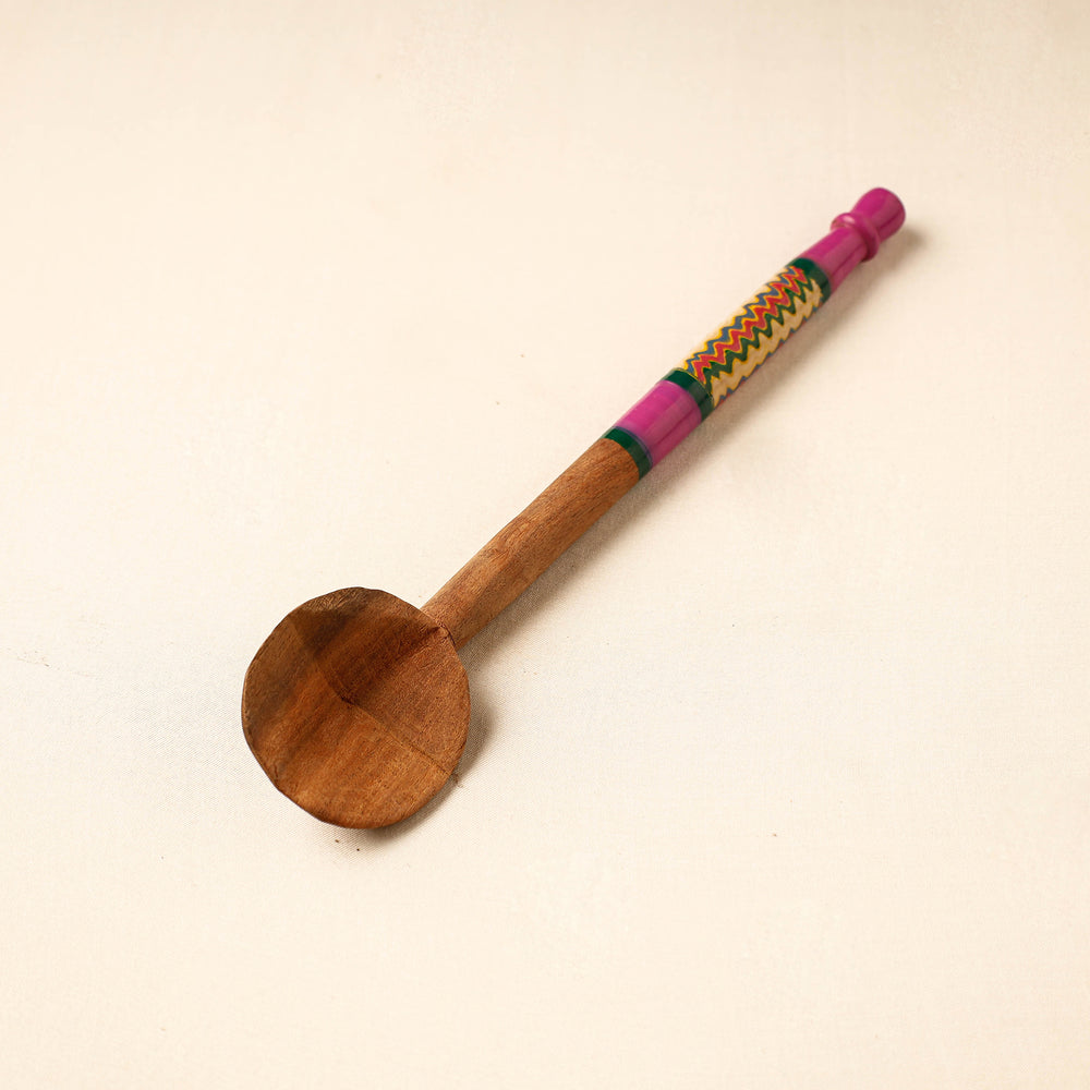 lacquered wooden spoon 