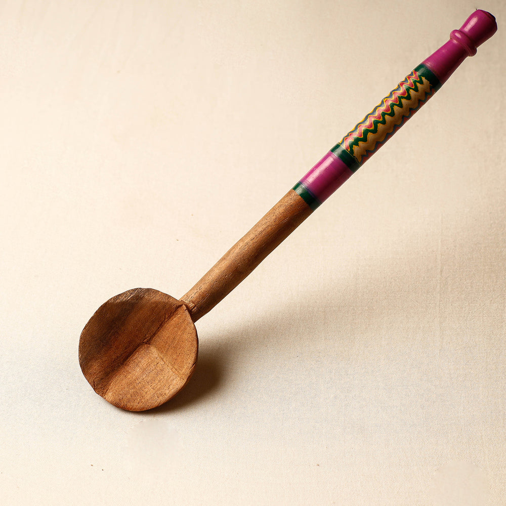 lacquered wooden spoon 