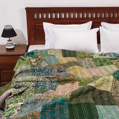 Khambadiya Patchwork Silk Cotton Quilt / Gudri / Blanket (108 x 90 in)