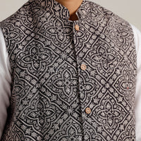 Black Bagh Print Nehru Jacket for Men 01