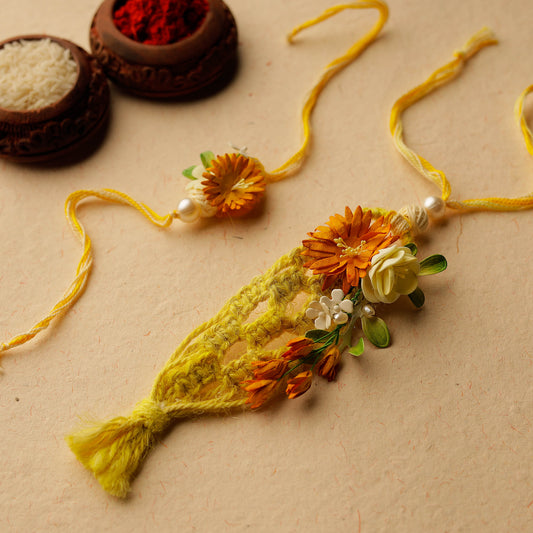 Handmade Paper Flowers & Thread Work Rakhi & Lumba Set 38