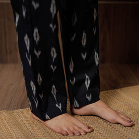 Buy Pochampally Ikat Cotton Top & Pyjama Night Suit Set 18 Online at iTokri.com