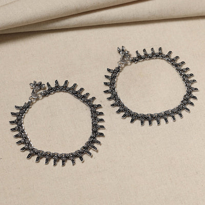  Antique Finish Oxidised German Silver Payal (pair) Online at iTokri.com