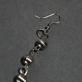 Buy Antique Finish Oxidised White Metal Maang Tikka 16 Online at iTokri.com