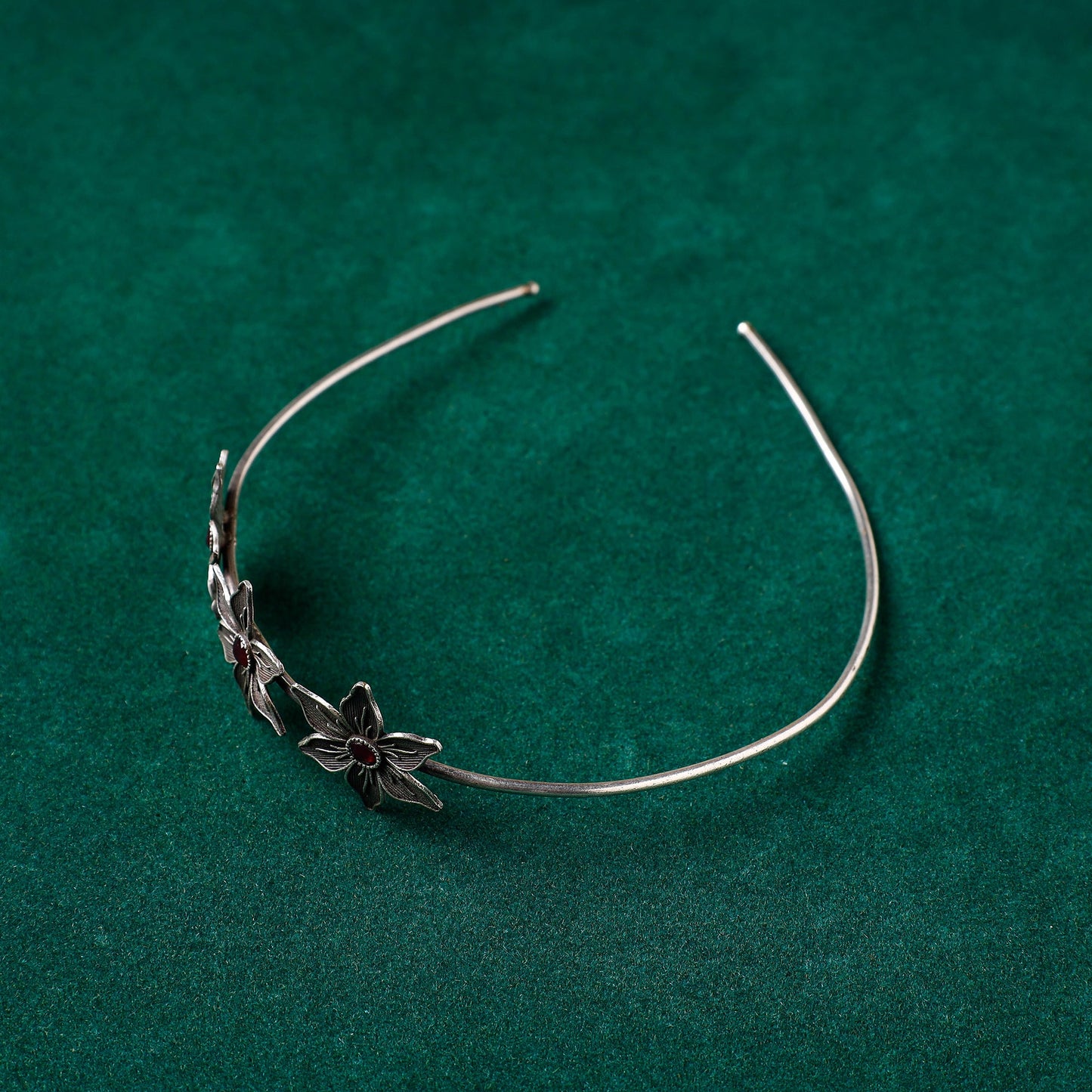  Antique Silver Finish Oxidised Brass Base Stone Work Hair Band 