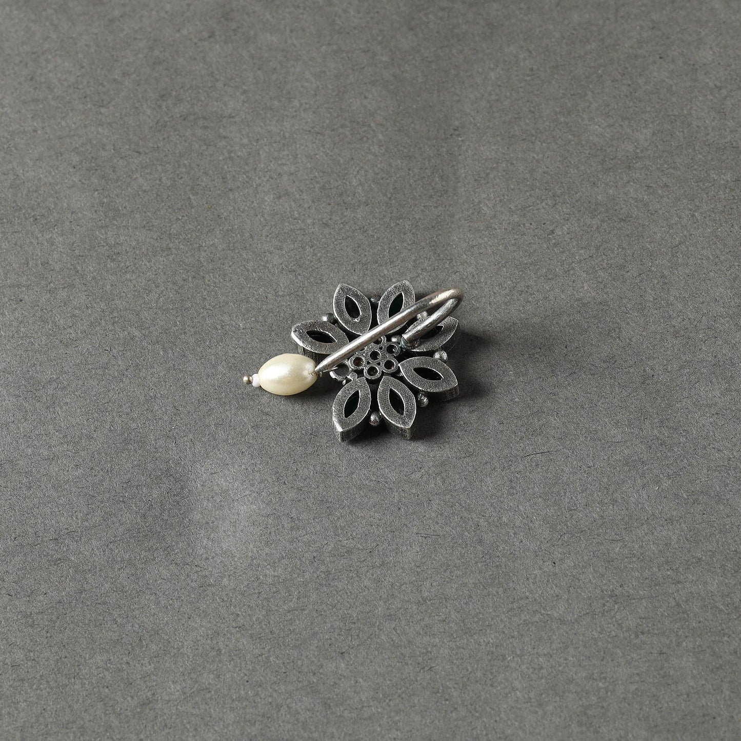 Antique Silver Finish Oxidised Brass Base Stone Work Juda Pin