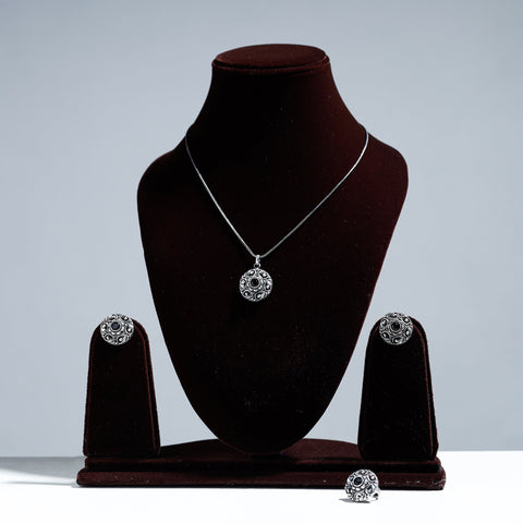  Antique Silver Finish Oxidised Brass Base Stone Work Necklace Set with Ring 