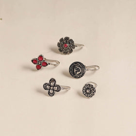 Antique silver finish oxidised stone work nosepin (set