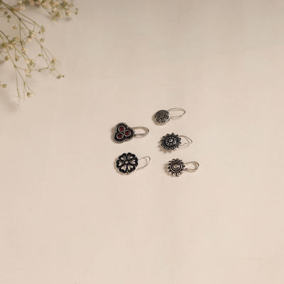 Antique silver finish oxidised stone work nosepin (set