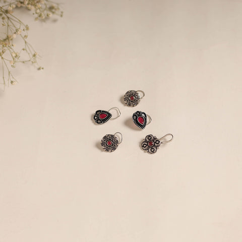 Antique silver finish oxidised stone work nosepin (set