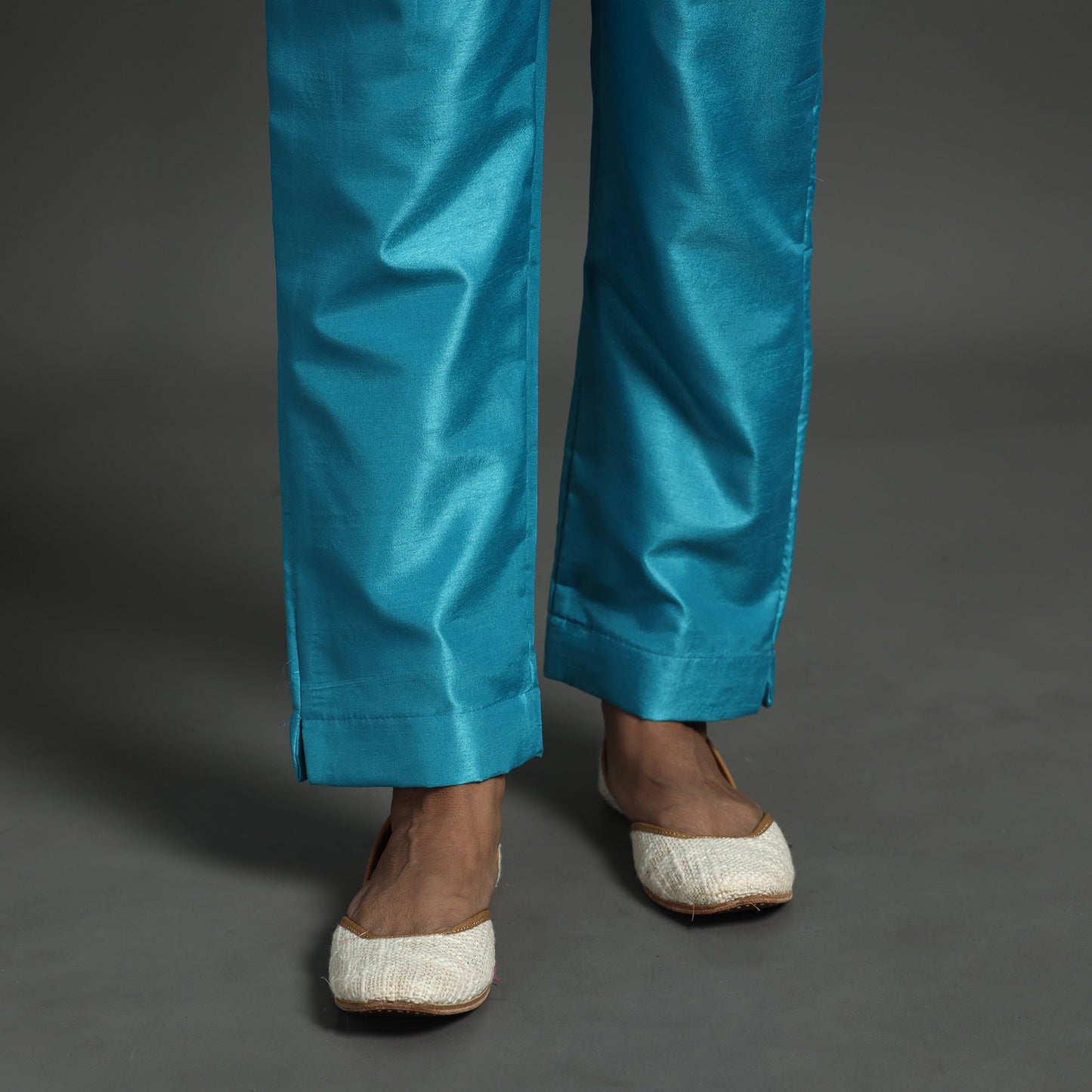 Buy Elegant Banarasi Brocade Silk Kurta with Pant Set Online at iTokri.com