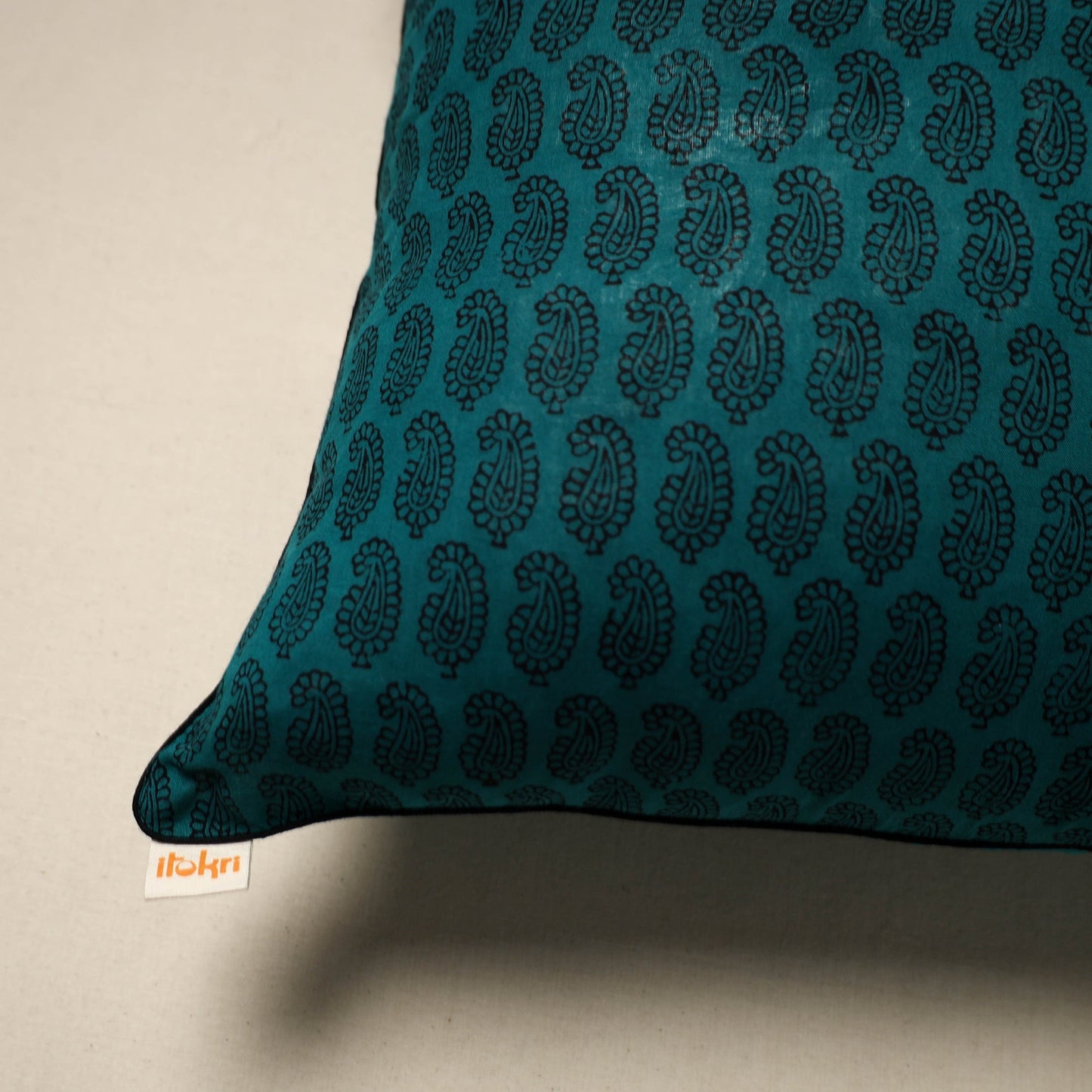 Bagh cotton cushion cover 85 - handcrafted