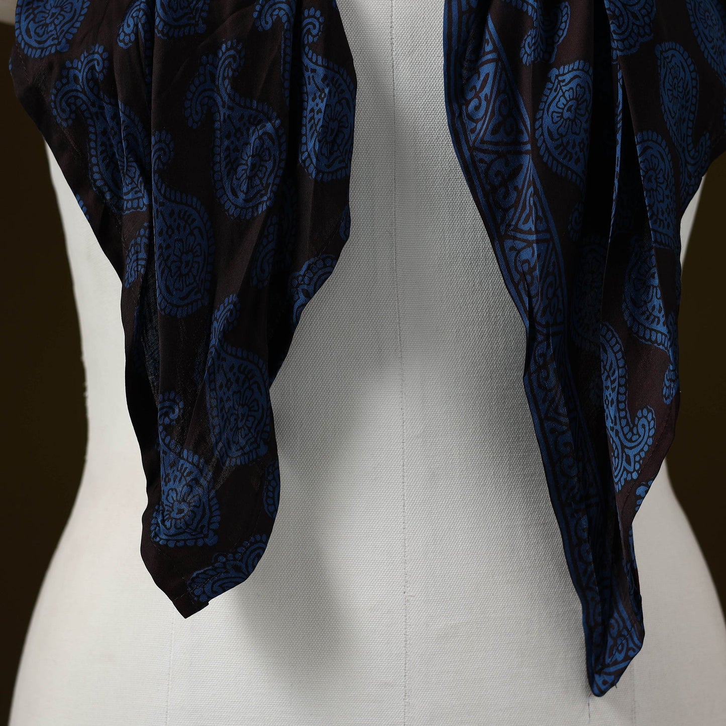 Bagh modal silk pendant necklace scarf 75 - handcrafted