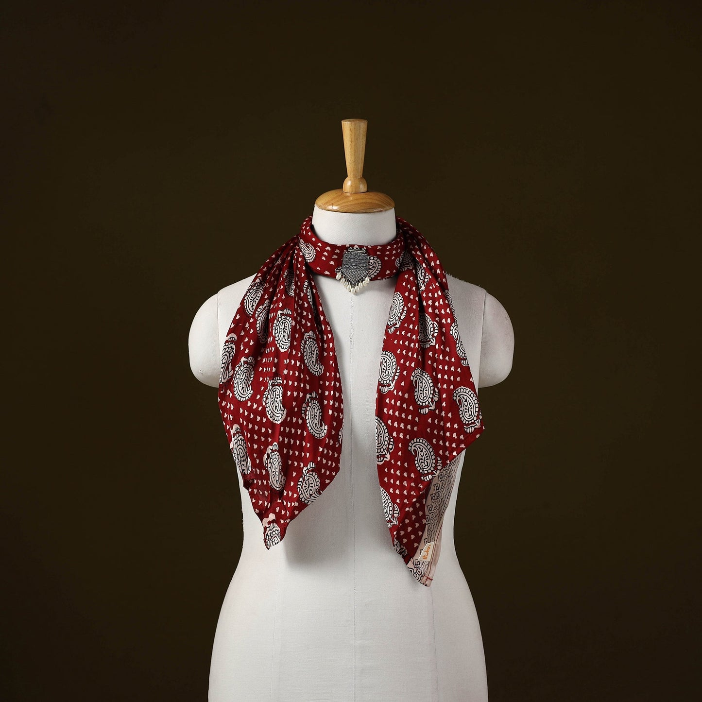 Bagh modal silk pendant necklace scarf 78 - handcrafted