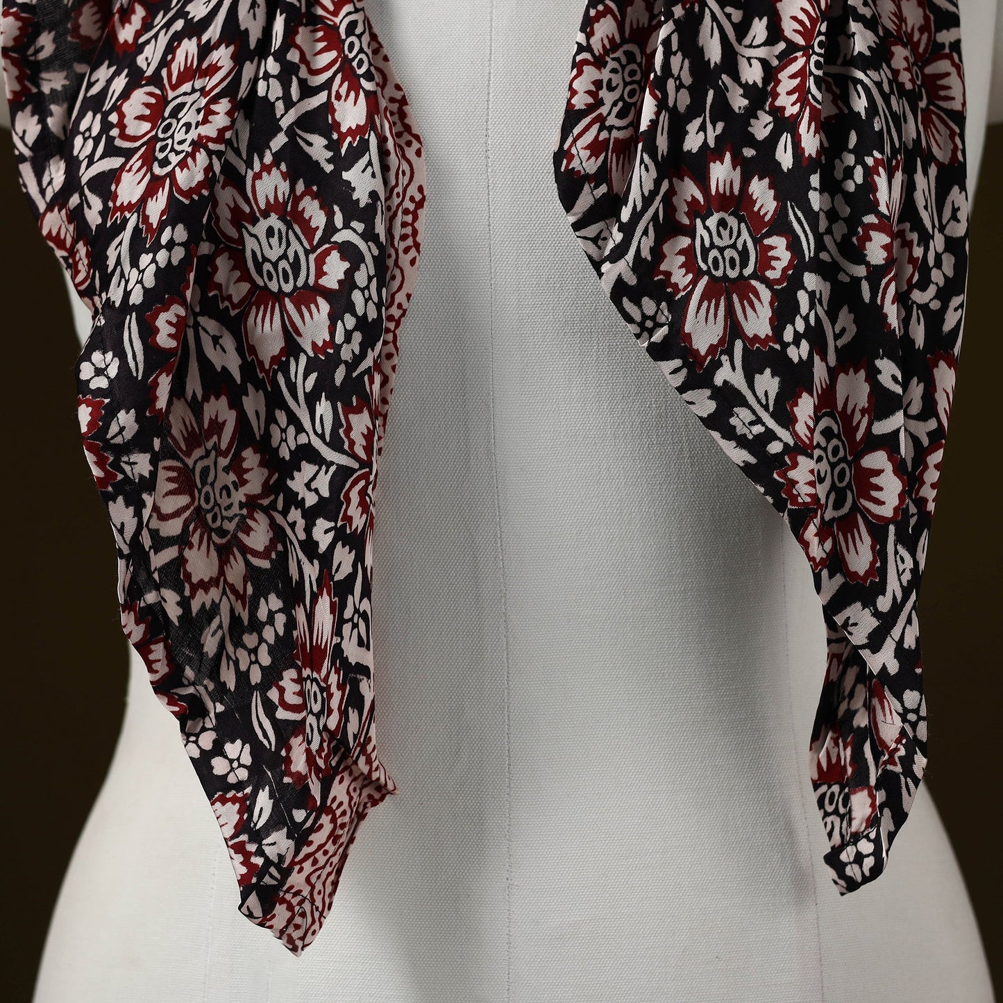 Bagh modal silk pendant necklace scarf 86 - handcrafted