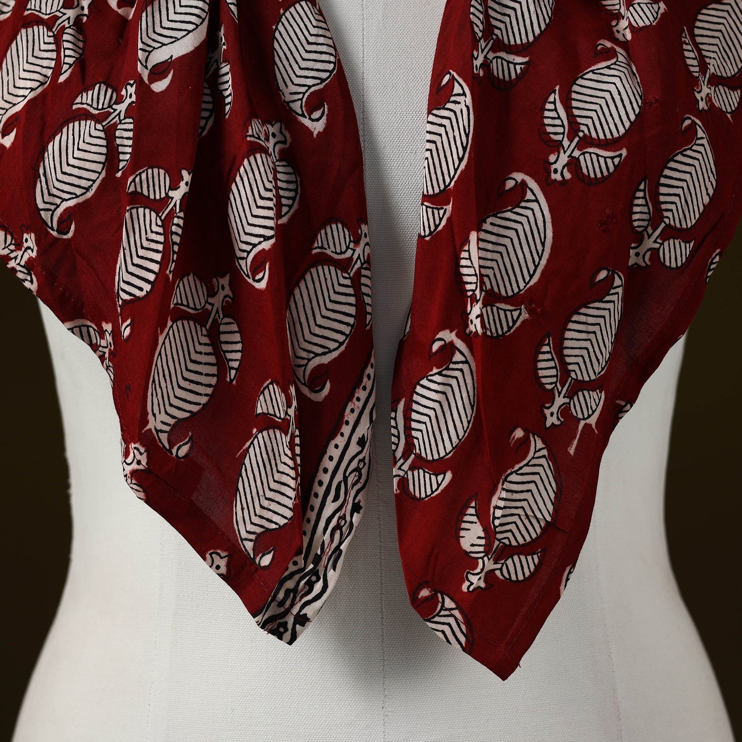 Bagh modal silk pendant necklace scarf 91 - handcrafted