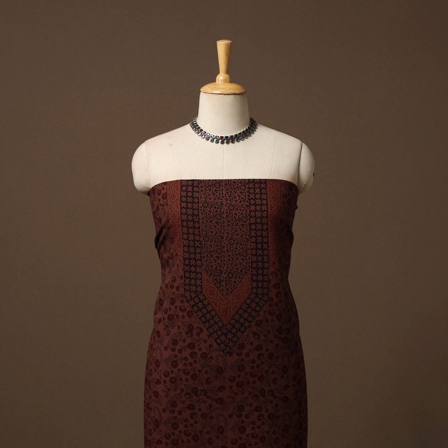 Bagh natural dyed cotton unstitched kurta material (2.95m)