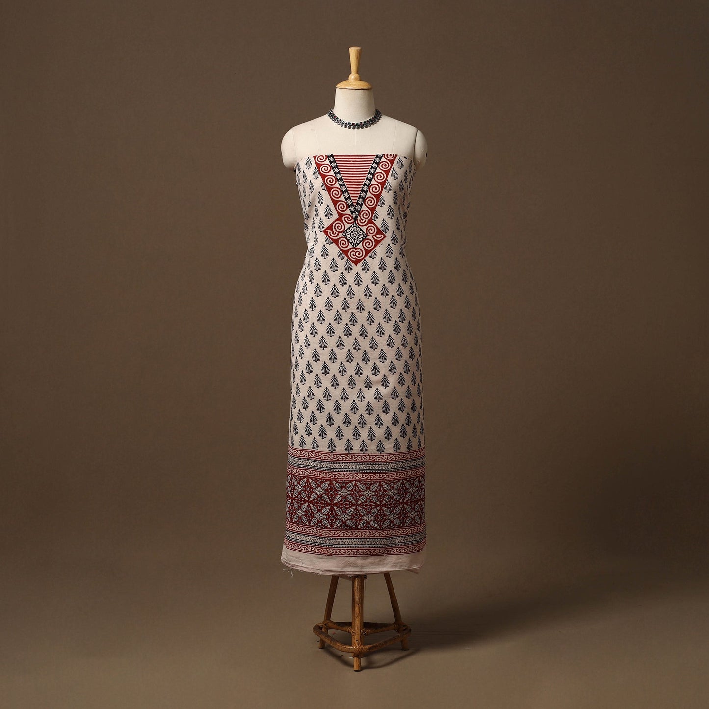 Bagh natural dyed cotton unstitched kurta material (3m) 07