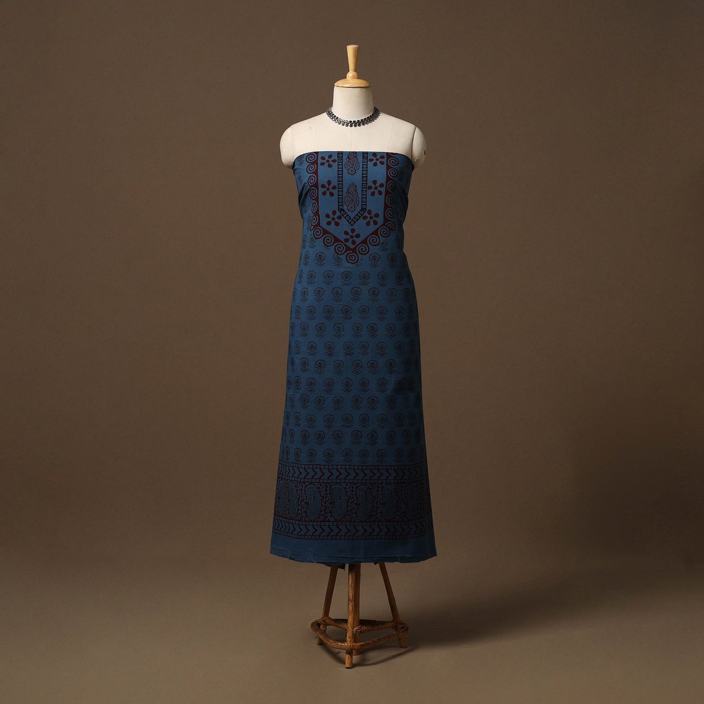 Bagh natural dyed cotton unstitched kurta material (3m) 12