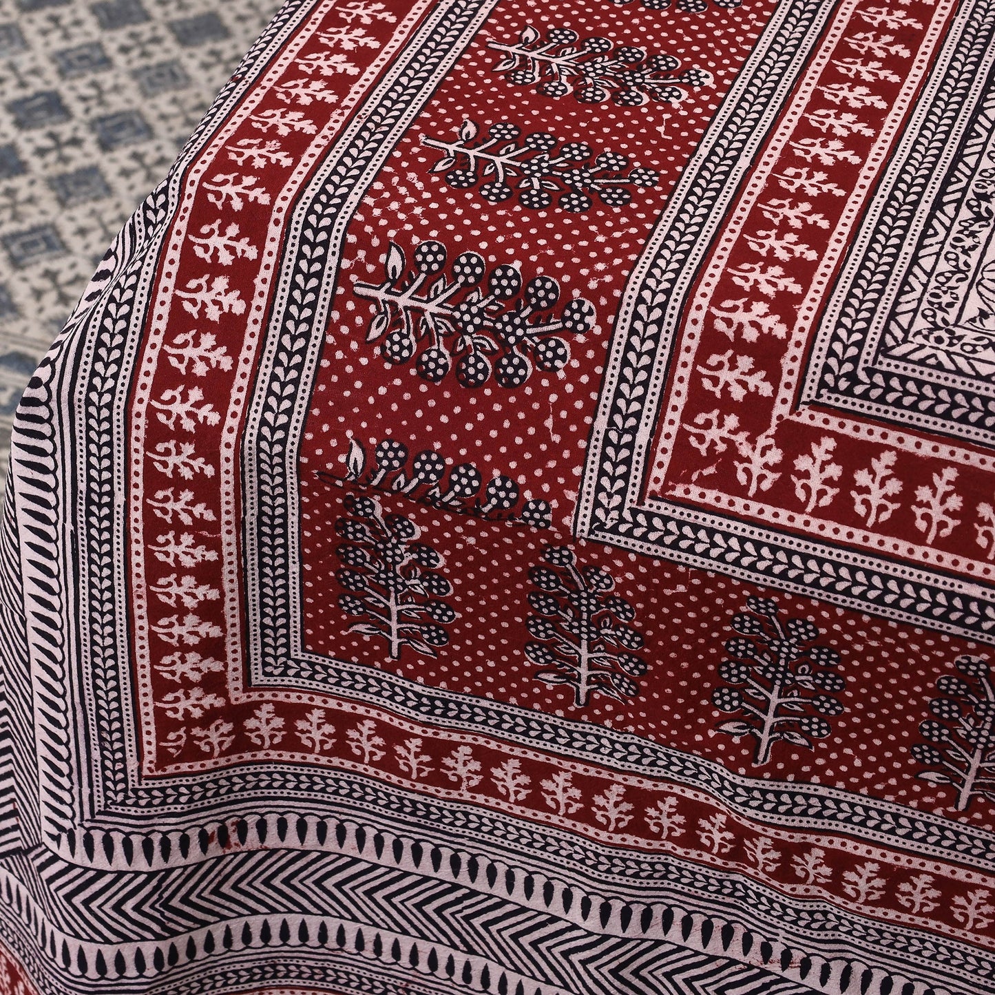 Buy Bagh Block Printed Cotton Bedcover Online l iTokri.com