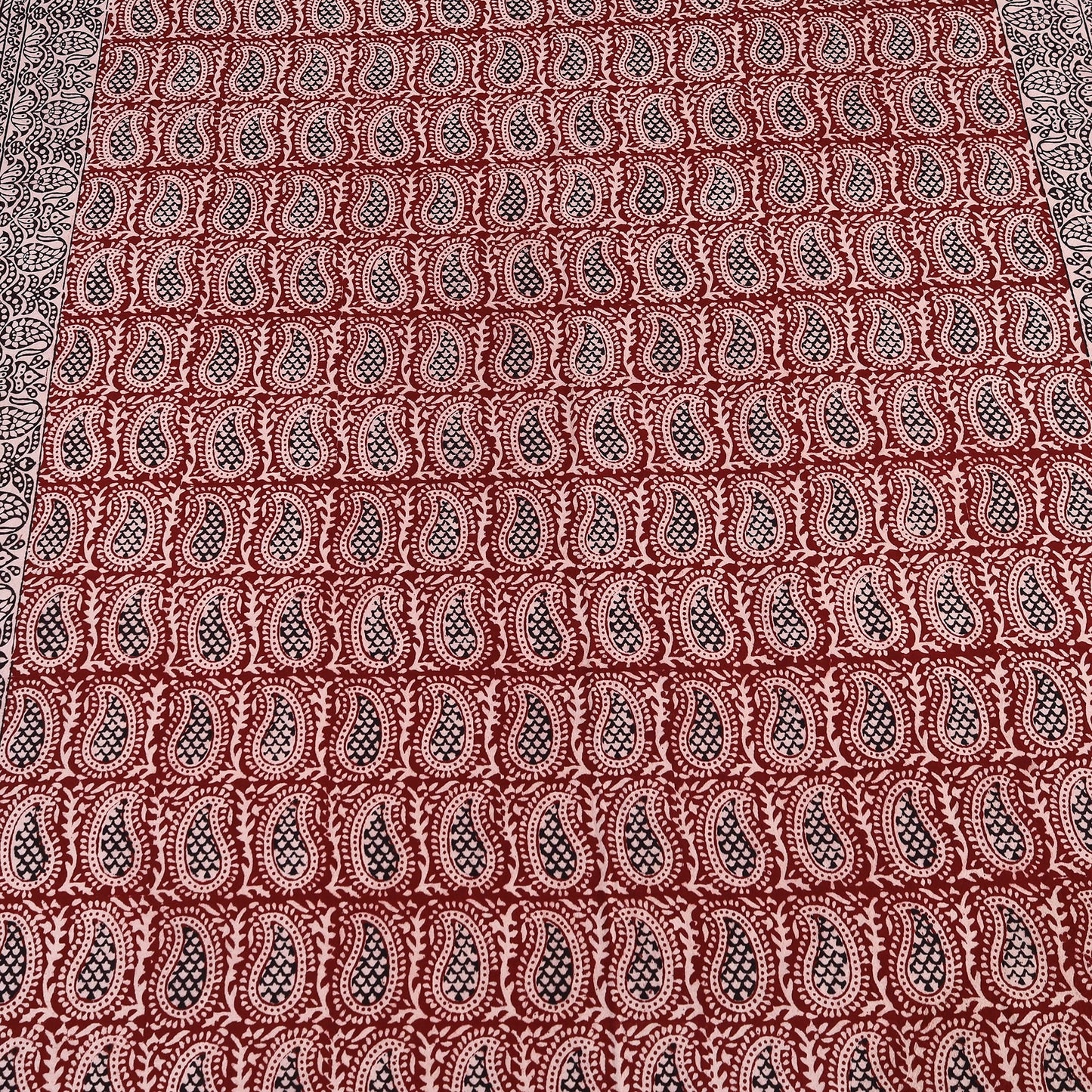 Buy Bagh Block Printed Cotton Bedcover Online l iTokri.com