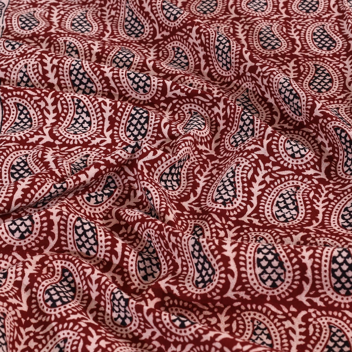 Buy Bagh Block Printed Cotton Bedcover Online l iTokri.com