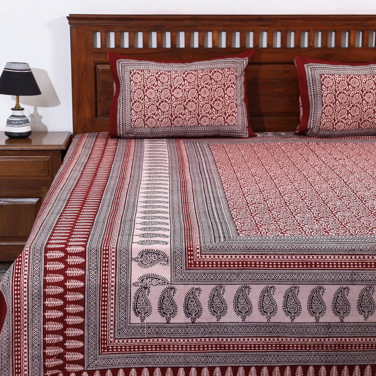 Buy Bagh Block Printed Cotton Bedcover Online l iTokri.com